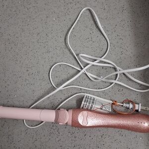 The Beachwaver Co. Pink and Rose Gold Glitter Curling Wand
